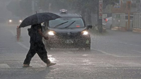 Typhoon Shanshan makes landfall in Japan, killing 3 and snarling air traffic – MASHAHER