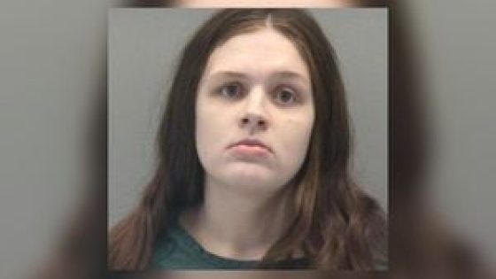 Deputies arrest 21-year-old mom seen in viral video appearing to hit, scream at baby – MASHAHER