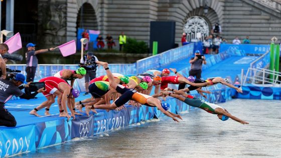 Olympic swimmers are guzzling cans of Coke to protect from bacteria in the Seine – MASHAHER