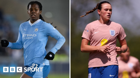 Khadija Shaw and Grace Clinton win PFA player of the year awards – MASHAHER