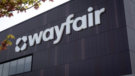 Wayfair CEO says home good sales decline is reminiscent of 2008 recession – MASHAHER