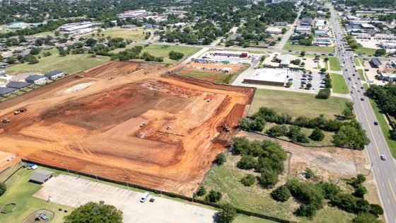 Gambling? Nudists? What was going on behind the 8-foot fence in Edmond? – MASHAHER