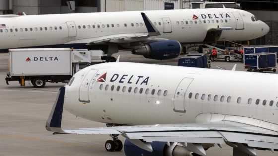 Delta says it’s reviewing how man boarded wrong flight. A family says he was following them – MASHAHER