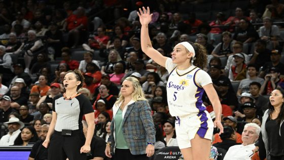 Aces coach Becky Hammon insists bullying allegations from Dearica Hamby’s lawsuit ‘just didn’t happen’ – MASHAHER