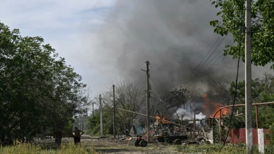 Ukraine civilians flee advancing Russian troops in east – MASHAHER