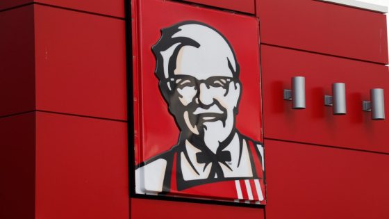 Multiple Illinois KFC fast-food locations suddenly shut down, implement mass layoffs – MASHAHER