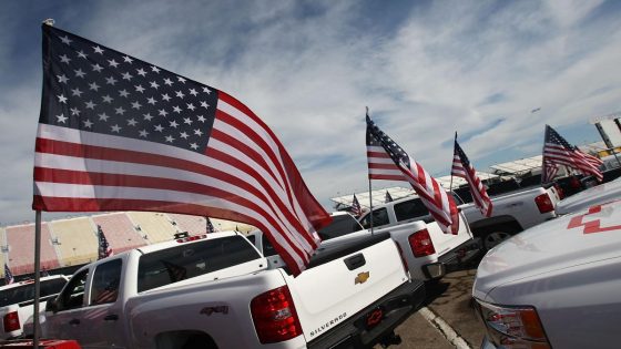 Edmond North student told to remove American flag from truck draws community outcry – MASHAHER