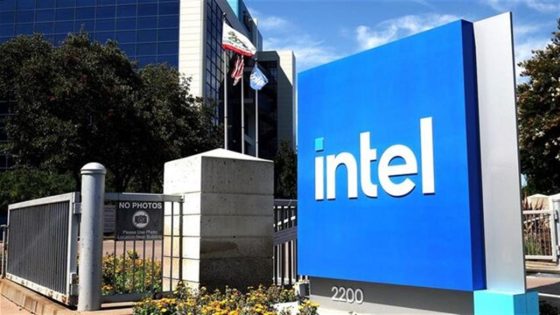 Intel Is Said to Mull Business Split Amid Historic Slump – MASHAHER