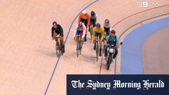 Cyclist disqualified for ‘ridiculous mistake’ in keirin – MASHAHER