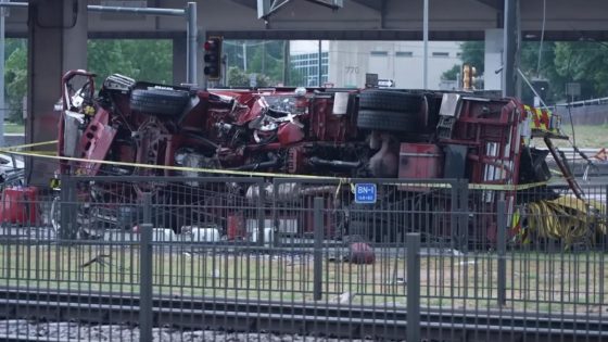 Firetruck Falls Off Texas Interstate And Onto Railroad Tracks Below – MASHAHER