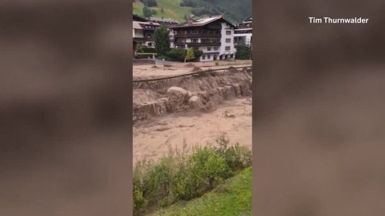 Raging muddy water carry cars through Austrian ski resort – MASHAHER