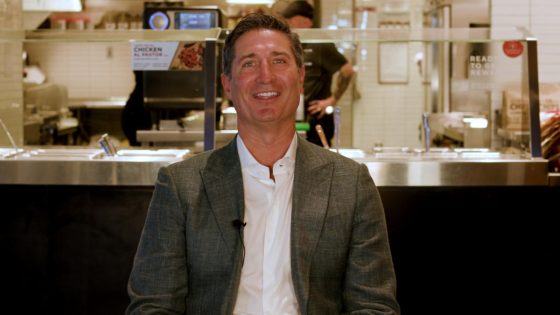 Inside the new Starbucks CEO’s daily routine while he was running Fortune 500 giant Chipotle – MASHAHER