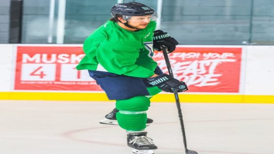 Former Kraken Nate Bastian and Brandon Montour Inaugurate Ontario Community Hockey Rink – MASHAHER