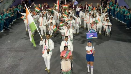 Paris Paralympics 2024 Opening Ceremony: à¤§à¤¾à¤à¤¸à¥ à¤à¤ªà¤¨à¤¿à¤à¤ à¤¸à¥à¤°à¥à¤®à¤¨à¥ à¤à¥ à¤¸à¤¾à¤¥ à¤ªà¥à¤°âà¤¿à¤¸ à¤ªà¥à¤°à¤¾à¤²à¤à¤ªâà¤¿à¤ à¤à¤¾ à¤à¤à¤¾à¤… à¤¸à¥à¤®à¤¿à¤¤-à¤­à¤¾à¤à¥à¤¯à¤¶à¥à¤°à¥ à¤¨à¥ à¤¥à¤¾à¤®à¤¾ à¤¤à¤¿à¤°à¤à¤à¤¾ – Paris Paralympics 2024 Opening Ceremony video photos viral India Flagbearers sumit antil bhagyashree jadhav tspo – MASHAHER