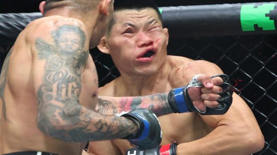 MMA Junkie’s Knockout of the Month for August: Li Jingliang gets put out for the first time courtesy of Carlos Prates – MASHAHER