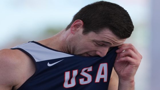 Paris Olympics: Jimmer Fredette sits out with injury as U.S. falls to 0-3 in 3×3 basketball – MASHAHER