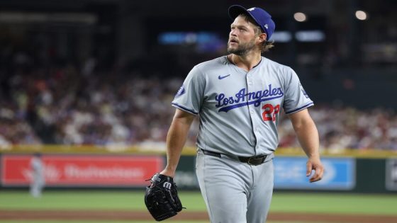 Clayton Kershaw leaves early against Arizona because of toe pain – MASHAHER