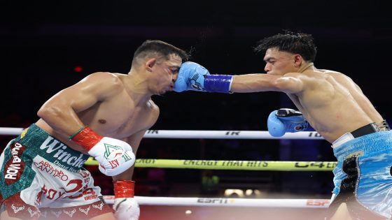 Angelo Leo pulls out wild one-punch knockout to stun Luis Alberto Lopez, win IBF featherweight title – MASHAHER