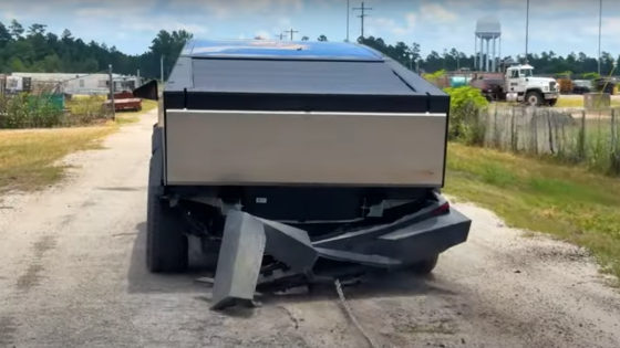 Watch YouTuber WhistlinDiesel Stress Test His Tesla Cybertruck and Snap Its Frame – MASHAHER