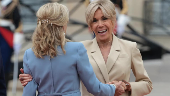 No, France’s First Lady Brigitte Macron Isn’t Trans – MASHAHER