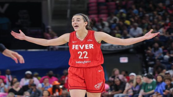 Caitlin Clark scores career-high 31 points while Angel Reese sets double-double record in Fever win – MASHAHER