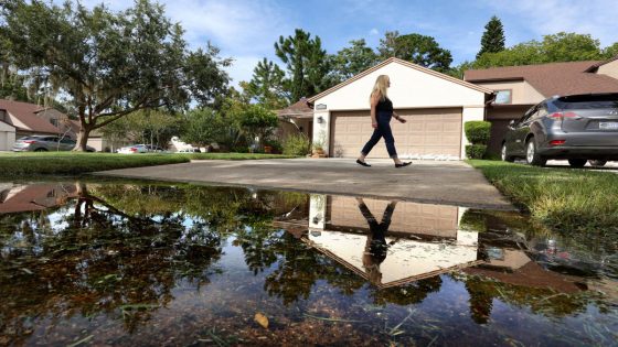 Florida neighborhood floods regularly after homeowner plugs its only drainpipe – MASHAHER