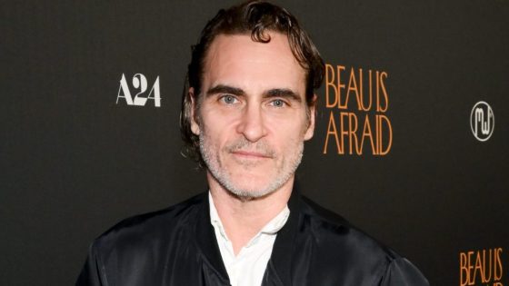 Joaquin Phoenix Drops Out of Todd Haynes Gay Romance Movie – MASHAHER