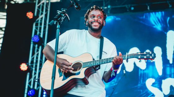 U.K. Singer Myles Smith Goes From ‘Stargazing’ to Global Star – MASHAHER