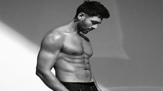 Kartik Aaryan flaunts his toned abs in the new monochrome cover of GQ : Bollywood News – MASHAHER