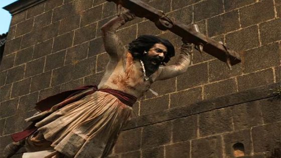 Vicky Kaushal transforms into ‘protector of Swarajya & defender of Dharma’ Chhatrapati Sambhaji Maharaj in action-packed historical Chhaava, watch teaser : Bollywood News – MASHAHER