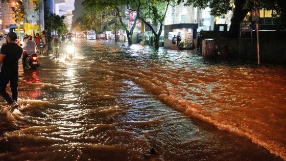 Gurugram man night to remember amid rain fury Saw both sides of humanity in – MASHAHER