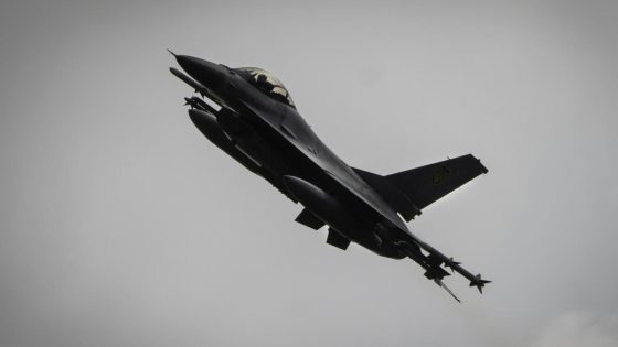 Ukrainian president fires air force commander after fatal F-16 crash – MASHAHER