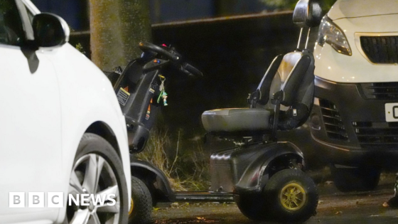 Man on scooter stabbed to death in east London – MASHAHER