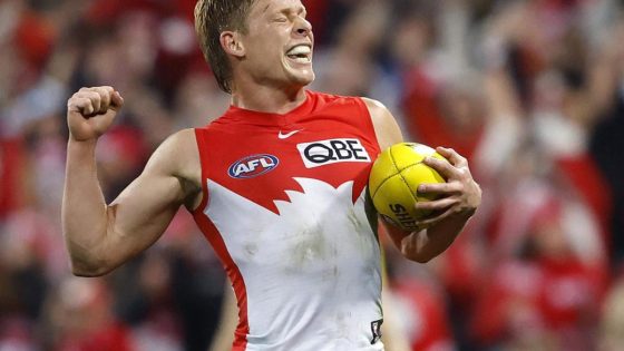 Swans coach John Longmire has questioned Collingwood rival Craig McRae’s post-match outburst last Friday night – MASHAHER