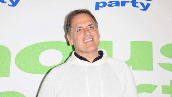 Mark Cuban Says He Drove Cars That Cost $200 With Holes In The Floorboard And Lived Off Mac And Cheese Because He Wanted To Retire Early – MASHAHER