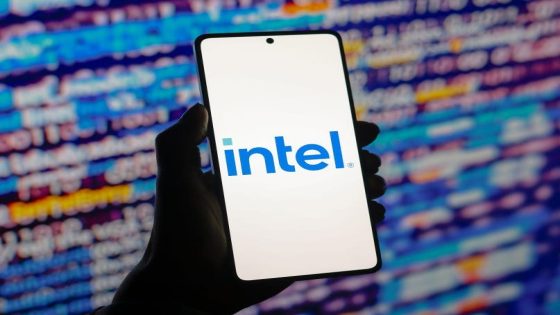 Intel is having a meme-stock moment. 4 retail investors explain why they’re betting on the chipmaker. – MASHAHER