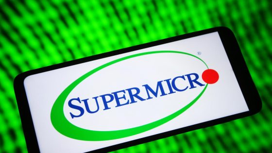 Super Micro stock plunges after company delays annual report following short-seller report – MASHAHER