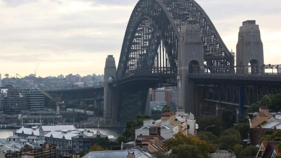 ‘Swaying side to side’: Court told of man’s drunken e-bike crash on Sydney Harbour Bridge – MASHAHER