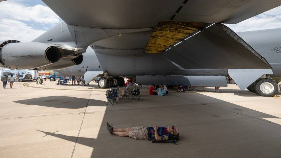 As temperatures soar, 115 people seek medical care during McConnell air show – MASHAHER