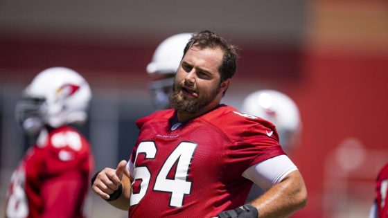 Dolphins sign OL Sean Harlow – MASHAHER