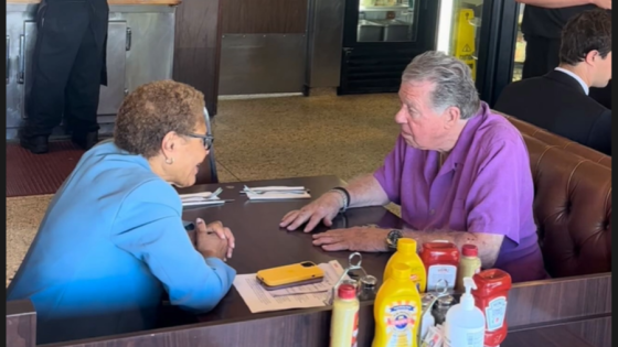 L.A. mayor meets with Langer’s Deli owner who may close over safety concerns – MASHAHER