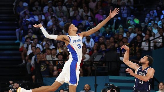 Crazy Steph Curry picture which encapsulated USA’s gold medal win over France – MASHAHER