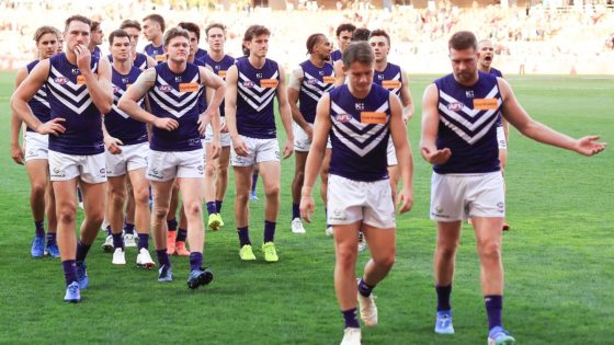 A Six-Pack Of IPA (Interesting Points, Allegedly): Fremantle Dockers on brink of unprecedented late-year dive – MASHAHER