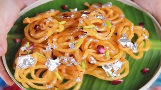 UP Man Goes To Cops For Filing Complaint Mobile Phone, Told To Get Jalebis First Hapur – MASHAHER