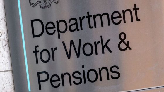 Benefit fraudster confesses to failing to inform DWP he was earning money as musician – MASHAHER