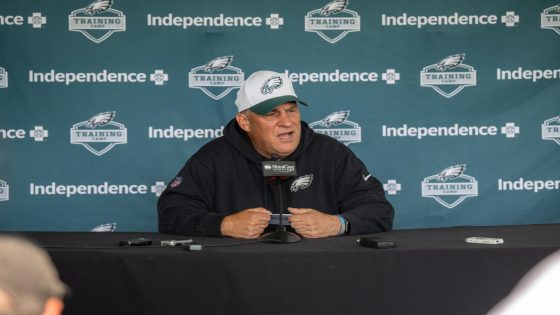 ‘Dudes were just killing each other’ — How Fangio is using vintage NFL film to transform Eagles’ defense – MASHAHER