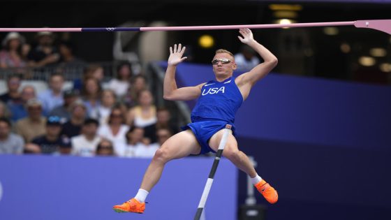 Olympic pole vault: Crushed by COVID in Tokyo, Sam Kendricks grabs silver in Paris – MASHAHER