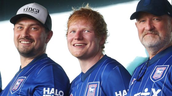 Ed Sheeran watches Ipswich Town's Premier League return – MASHAHER