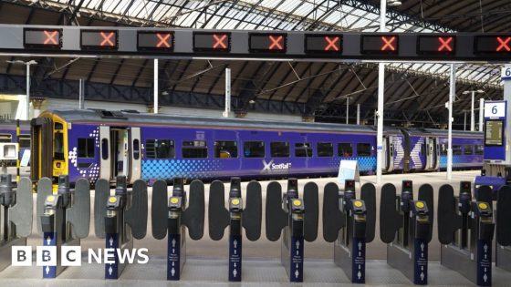 Train driver strikes on hold after new ScotRail pay offer – MASHAHER