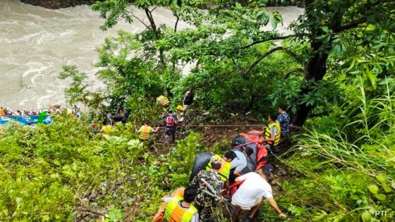 14 Killed After Bus From India Falls In River In Nepal, Rescue Ops On – MASHAHER